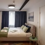 Ruby Red House 3*
