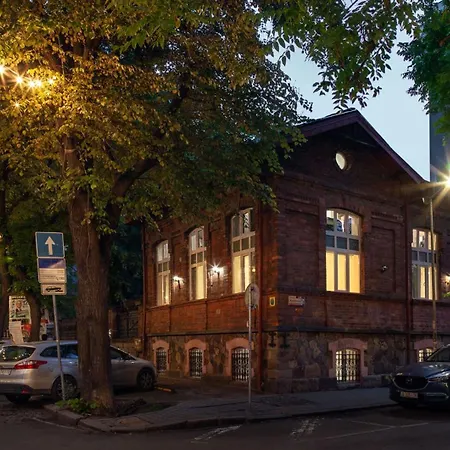 게스트하우스 Ruby Red House 3*