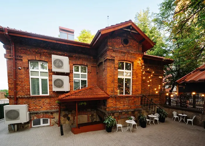 Ruby Red House Gasthof