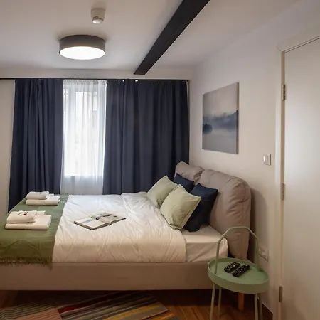 Ruby Red House 3*